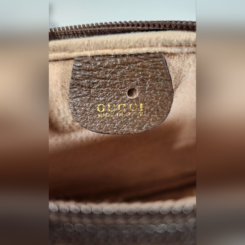 Authentic! Gucci GG crossbody brown. Pre Loved but in great condition. - Picture 10 of 14
